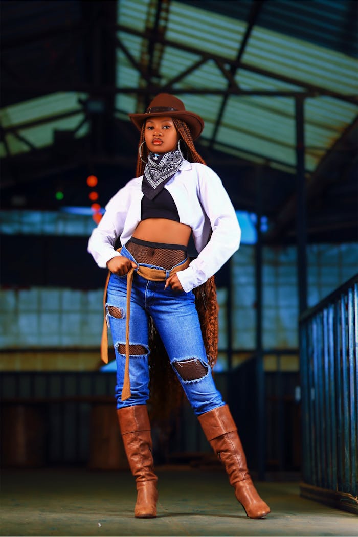 Free stock photo of abstract fashion, active woman, adorable kitten